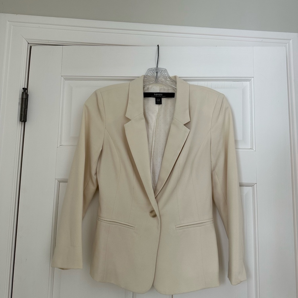 Kensie Tailored Cream Single-Button Blazer